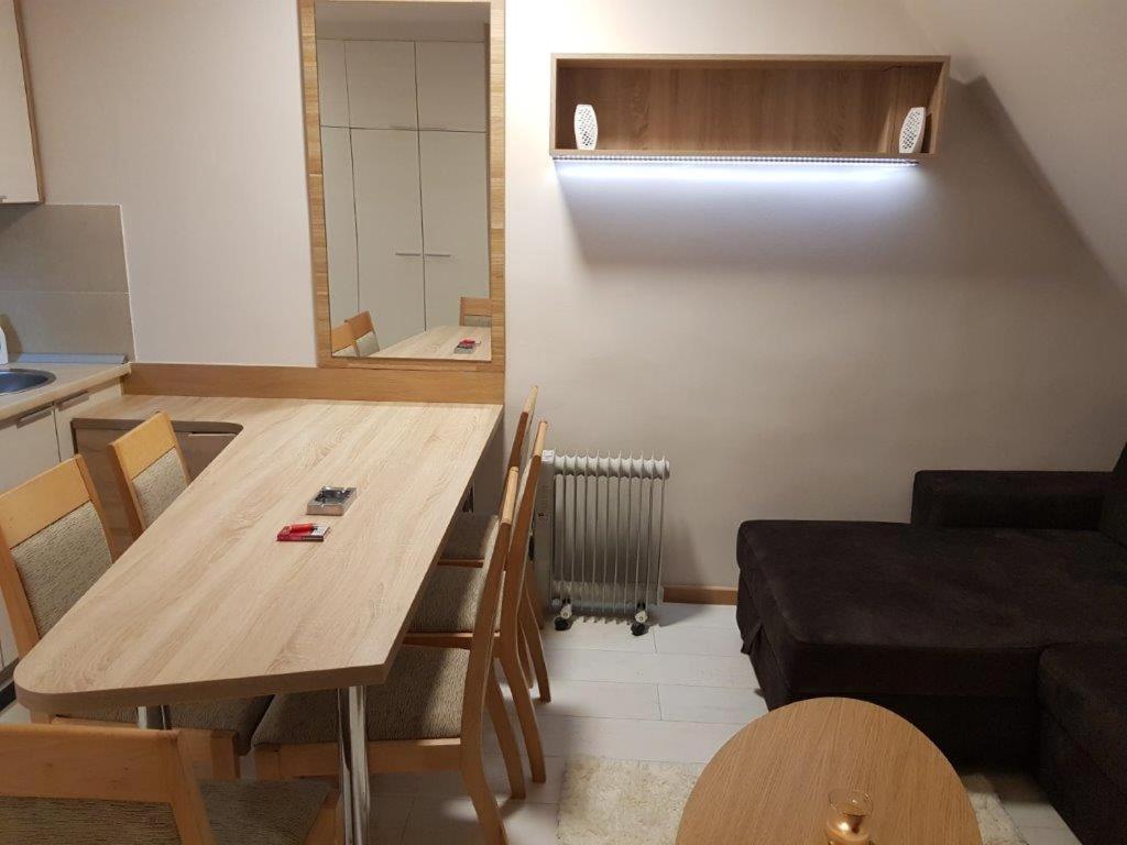 Snow White Apartments Κοπαόνικ Δωμάτιο φωτογραφία